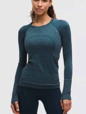 Swiftly Tech Long-Sleeve Shirt 2.0 Hip Length *Sparkle ColourIndochine Blue/Rain